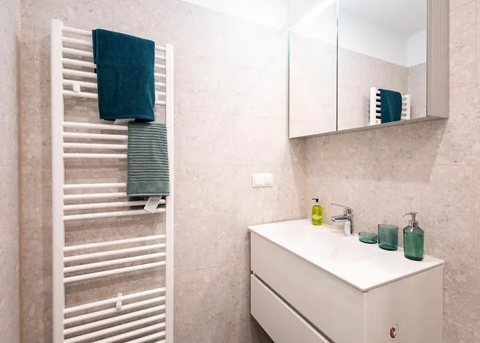 Apartamento Family Retreat On The Danube I 10 Minute Walk To Centre *